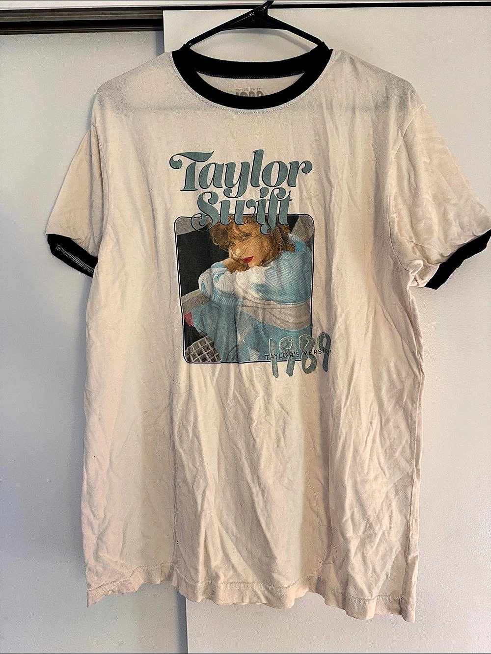 Taylor Swift 1989 (Taylor's Version) Photo Ringer T-Shirt